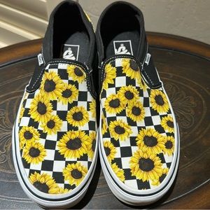 Vans black white checkerboard Sunflowers size 8.5 women’s  slip on sneakers
